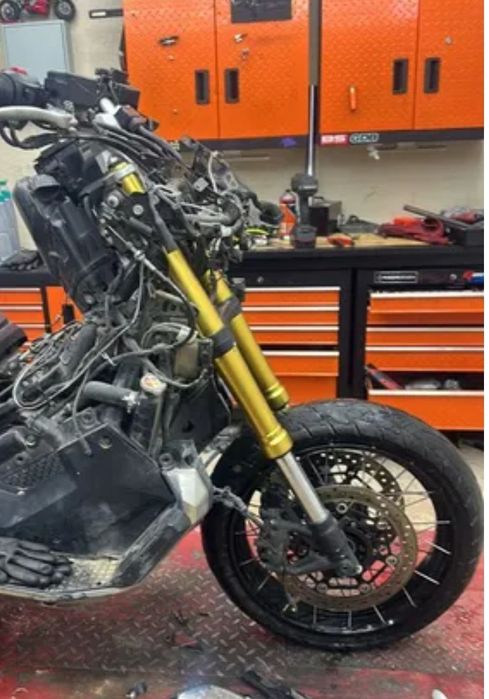Honda XADV 750 peças