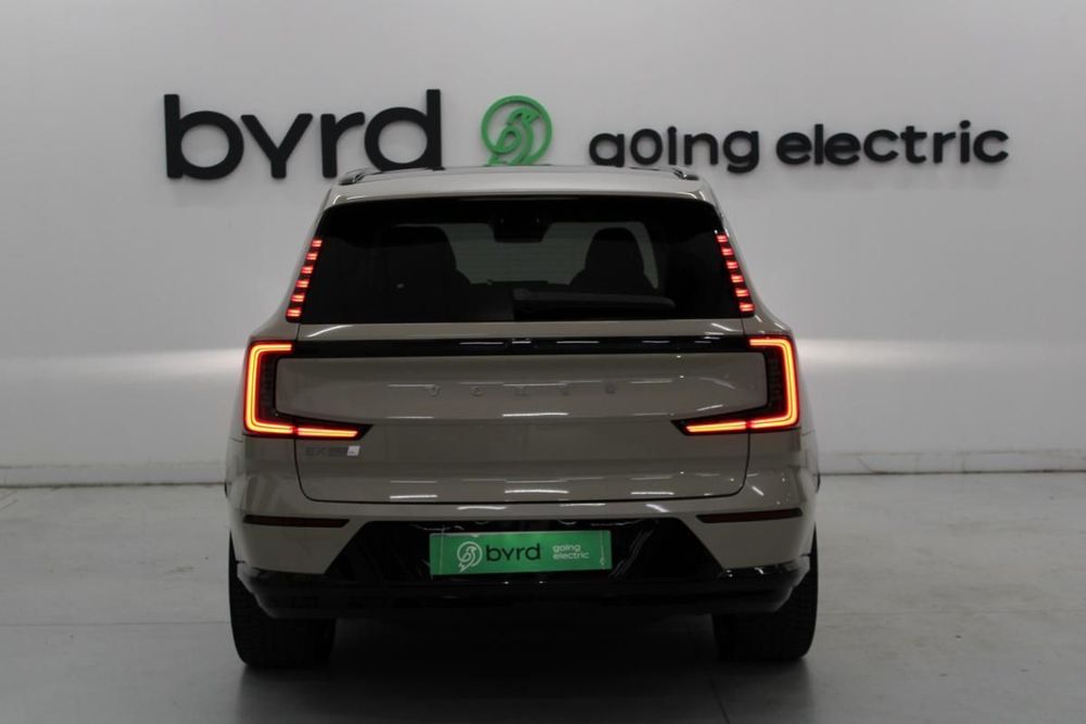 Volvo EX90 111 kWh Twin Motor Performance Ultra