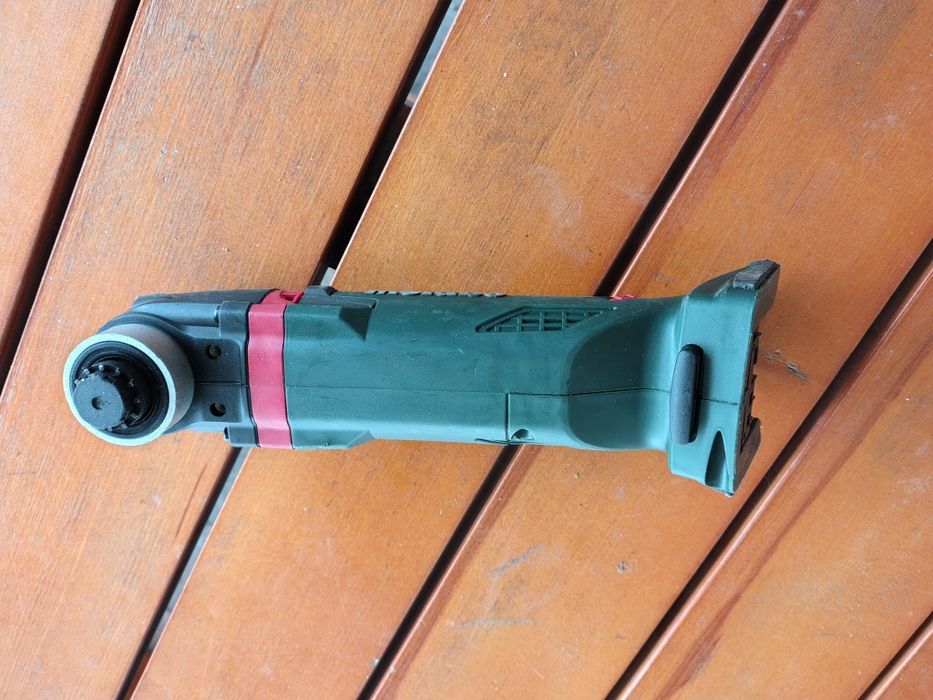 Multinarzędzie oscylacyjne Metabo MT 18 V