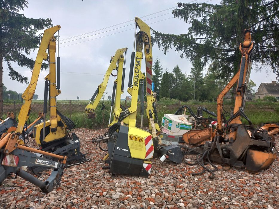 rozdzielacz  hydrauliczny sma Rousseau do kosiarki noremat -samasz