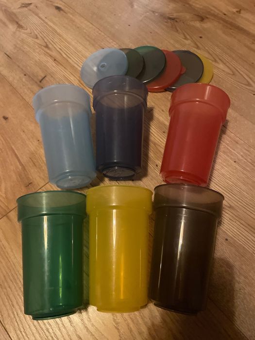 Plastikowe kubki zamykane Tchibo