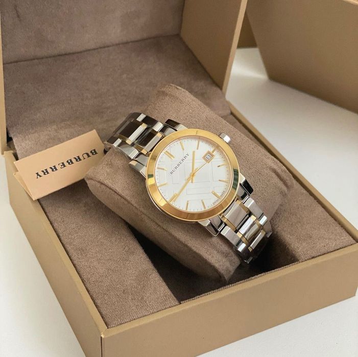 Годинник Burberry - 26мм - оригінал - вживаний