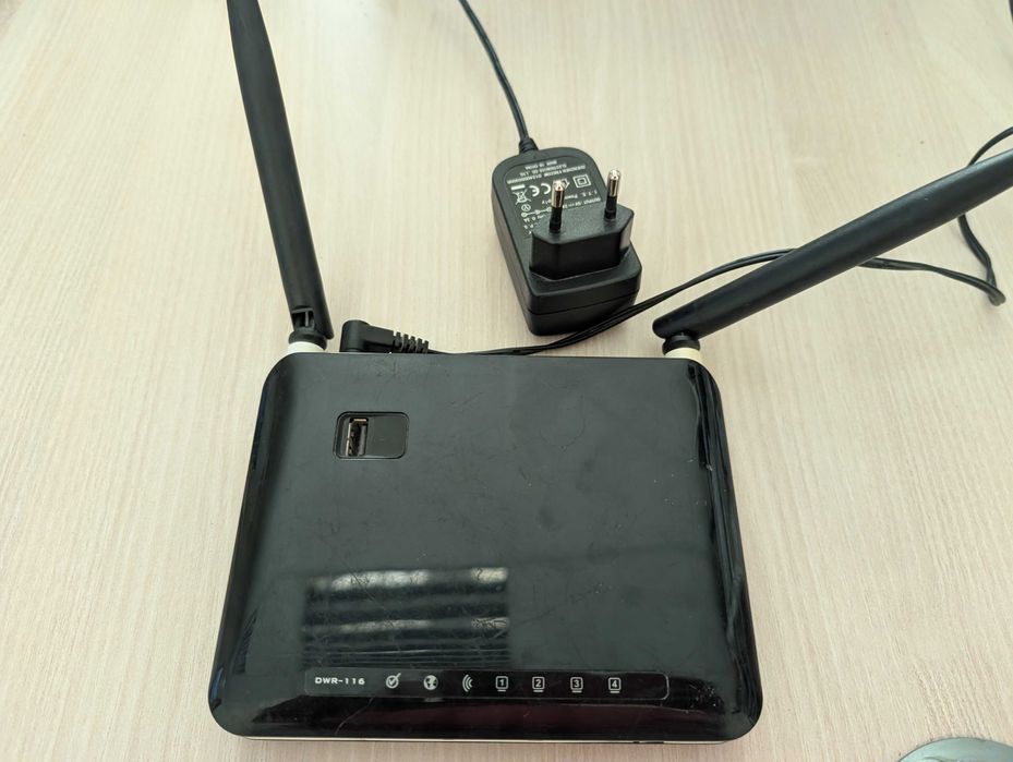 Router D-Link DWR-116, WiFi, 1xWAN, 4xLAN, USB, sprawny, oryginalny zasilacz