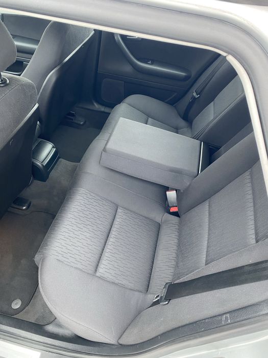 Audi  a4 b7  1.6 mрі бензин 2008р