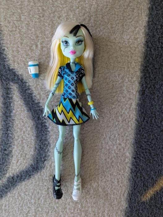 Лялька монстер хай monster high Frankie Stein Coffin Bean