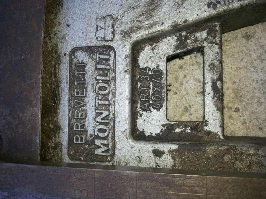 Máquina de cortar azulejos