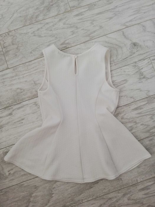 Elagancka bluzka z baskinką