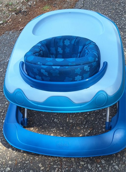 Andarilho bébé CHICCO regulavel impecável drs