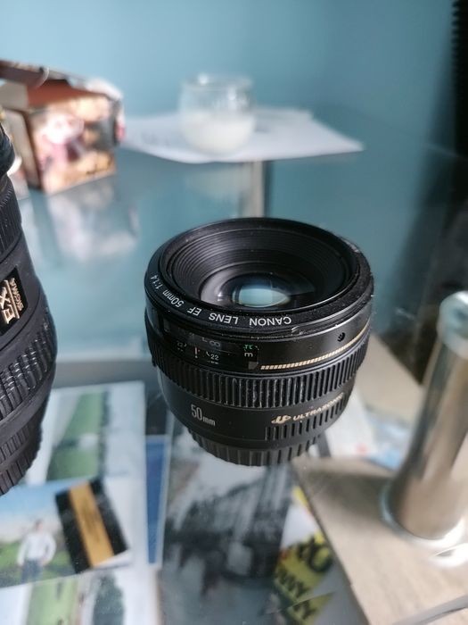Dwa obiektywy Canon EF 50 F1.4, Sigma 24-70 F2.8