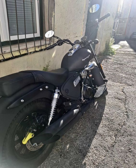 Keeway superlight apenas 1360km 3000€