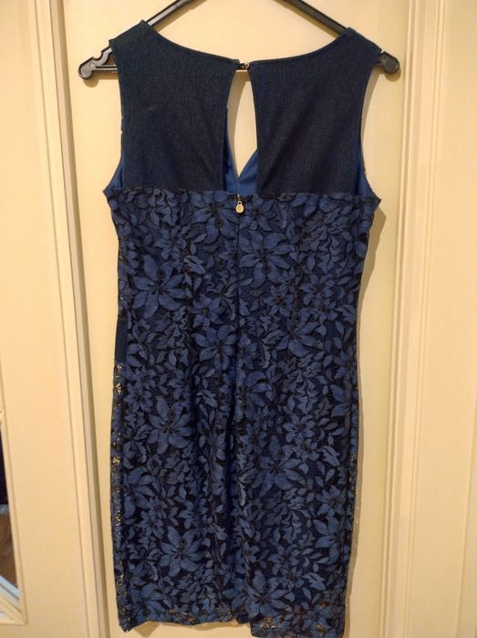 Vestido de Renda Azul