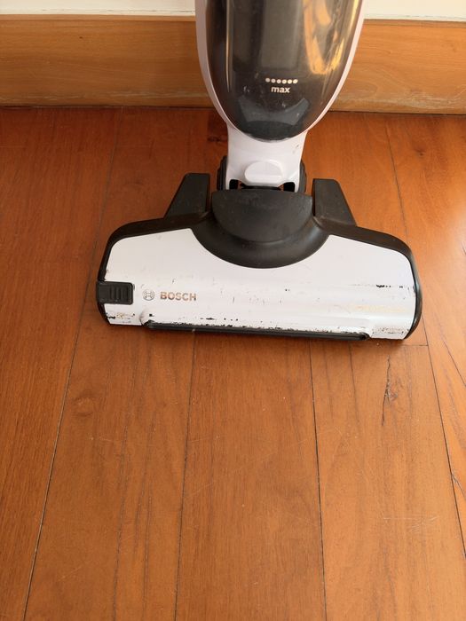 Aspirador de cano marca Bosch