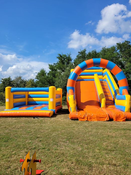 Dmuchance! Zjeżdżalnia plus skakaniec!