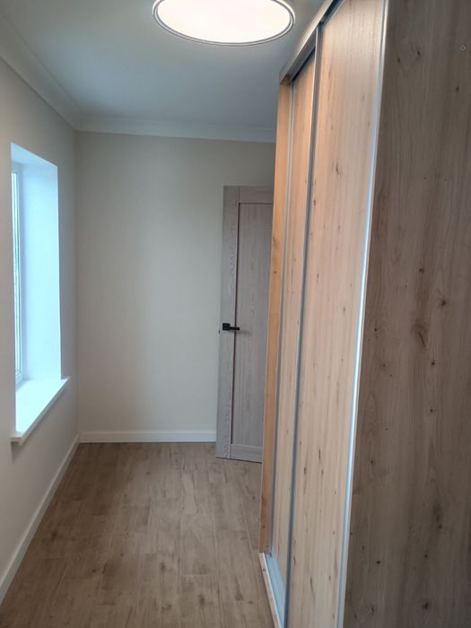 Оренда сучасного будинку: новий ремонт, камін, генератор.