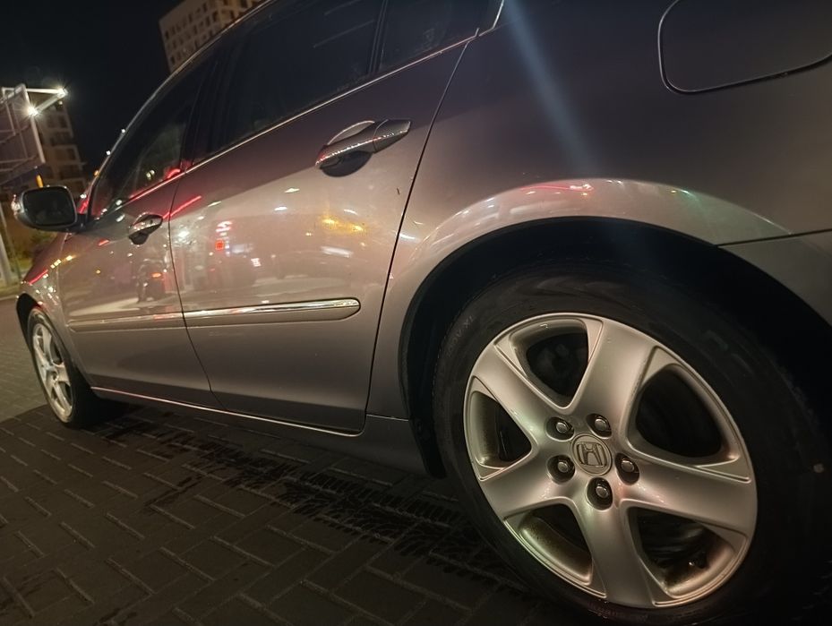 Honda Legend KB1