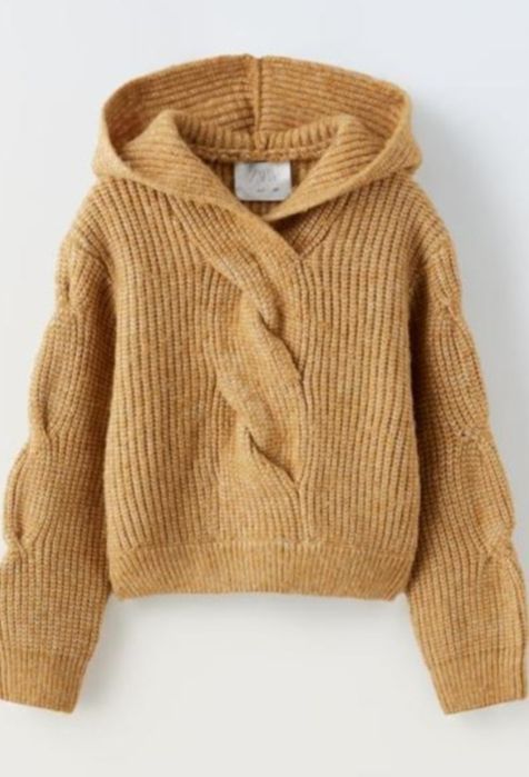 Светр на дівчинку  від Zara.