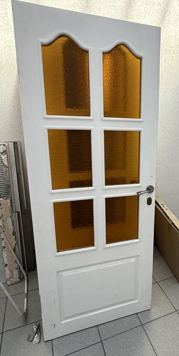 Деревʼянні двері