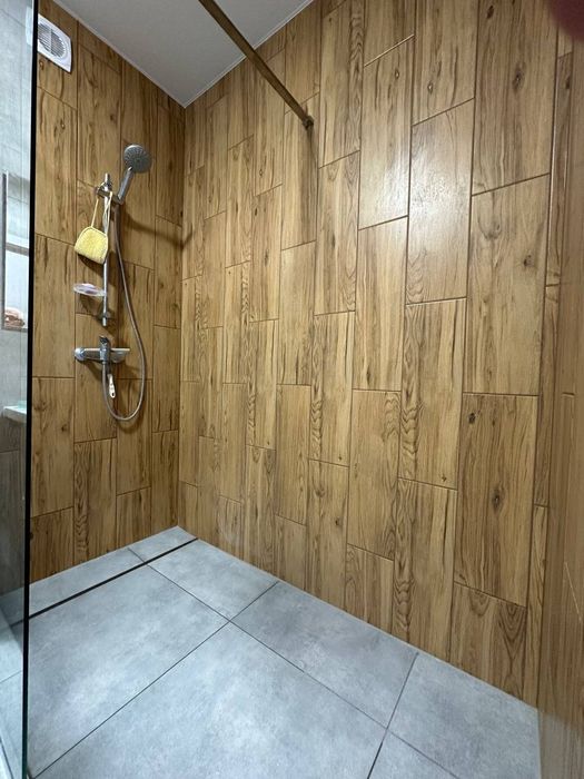 2к квартира з новим ремонтом. ЖК Покровський центр Гостомеля.