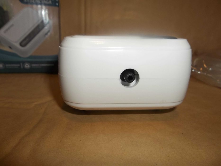 Брендовый аквариумный компрессор. тихий. электро катушка. Автономный.