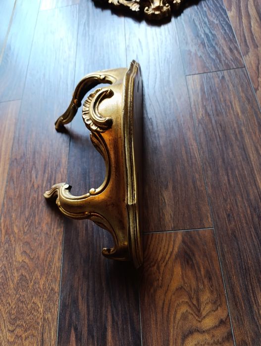 Lustro rokoko. Zdobiona rama. Piękny stan.