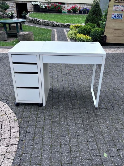 Biurko IKEA MICKE z szafką MICKE