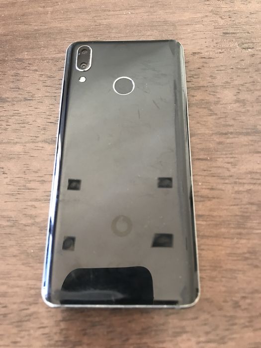 Telemóvel smartphone preto Vodafone