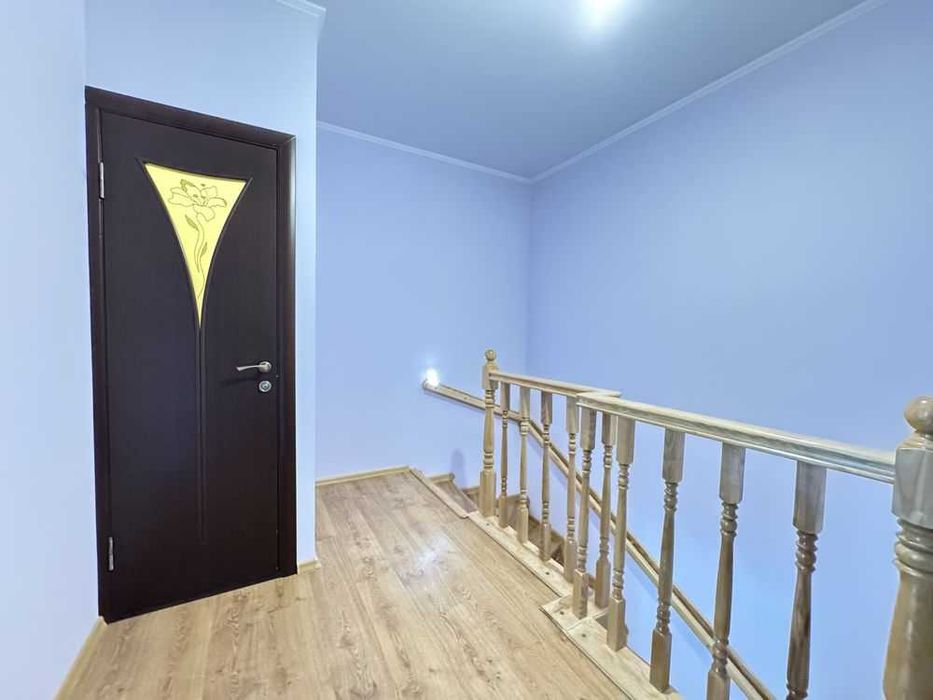 КОТЕДЖ з ремонтом!!! Виставка.