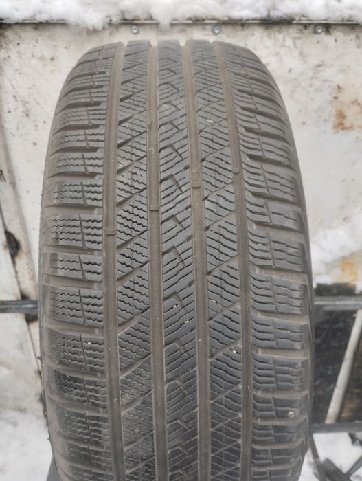 225/55/17 Vredestein quatrac Pro
