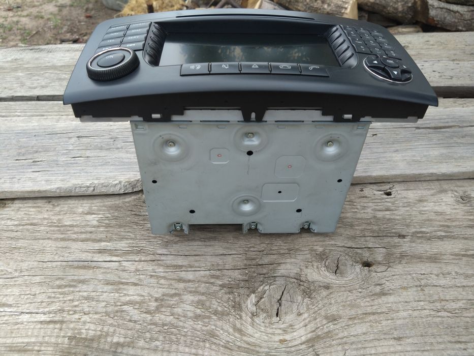 Оригінальна мультимедійна магнітола Mercedes-Benz ML 320 W164