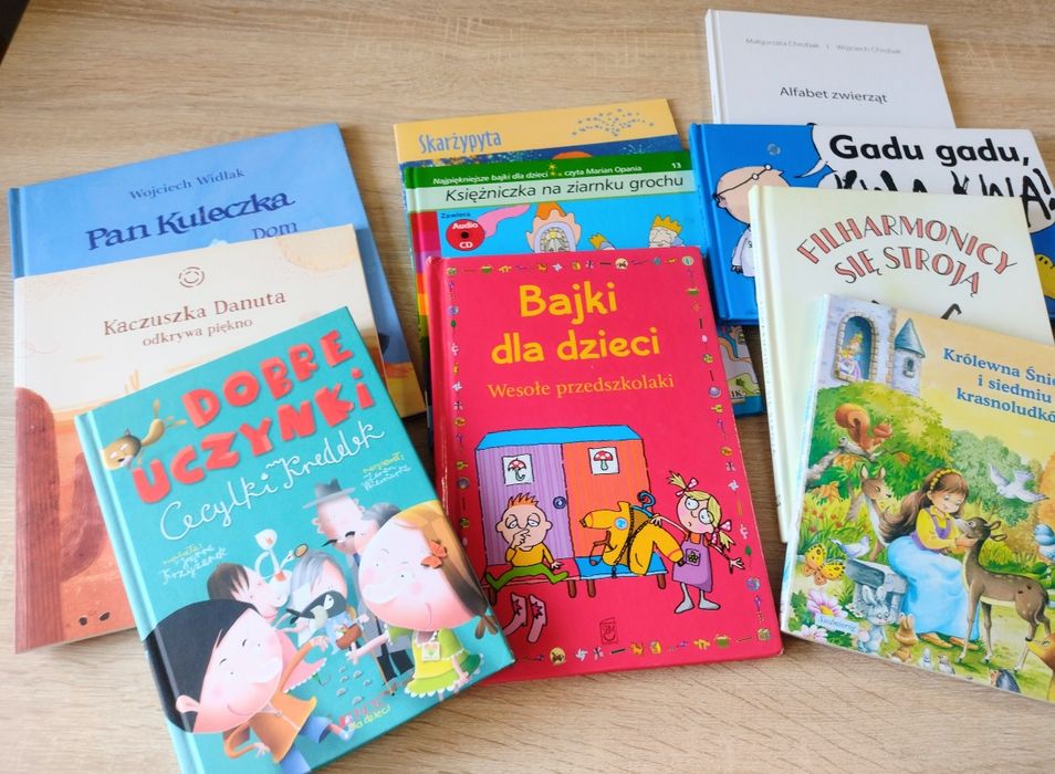 Zestaw książek książeczek dla dzieci 2-6 lat płyty DVD bajki