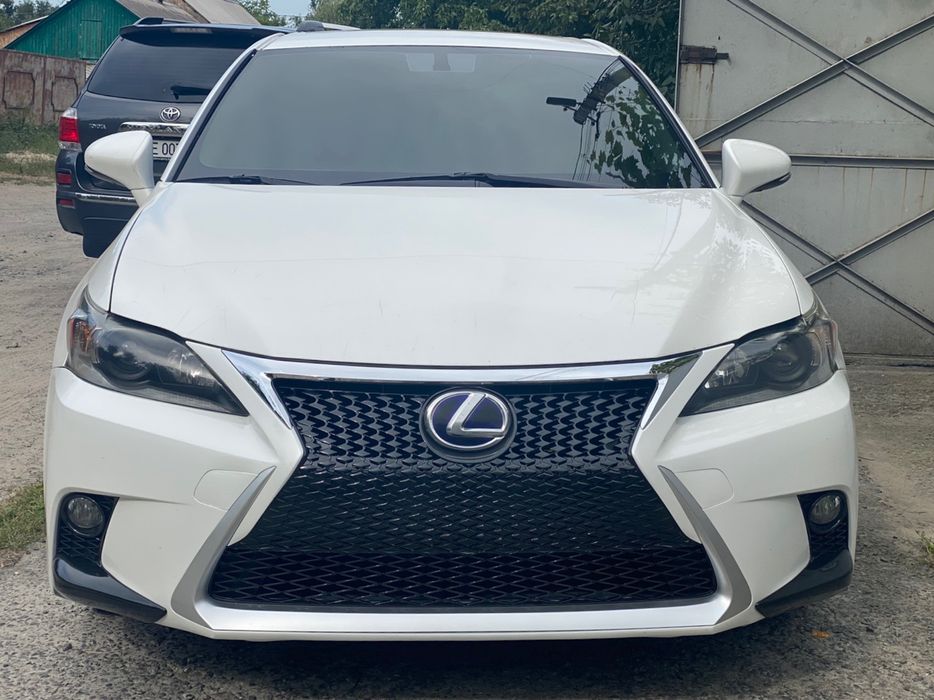 Бампер передний комплектный F-Sport Lexus CT 200h лексус ст цт