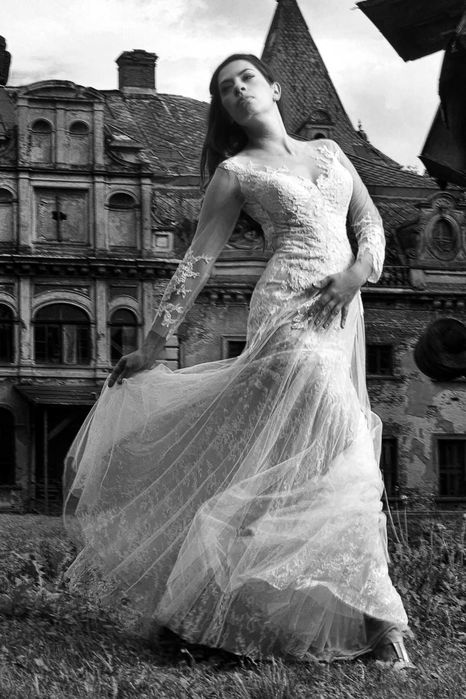 piękna suknia ślubna w stylu BOHO