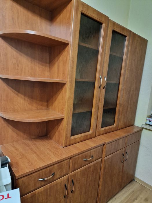 Meble. Kredens kuchenny