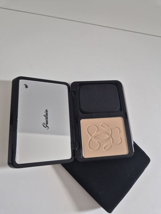 Guerlain Lingerie puder matujący 02N