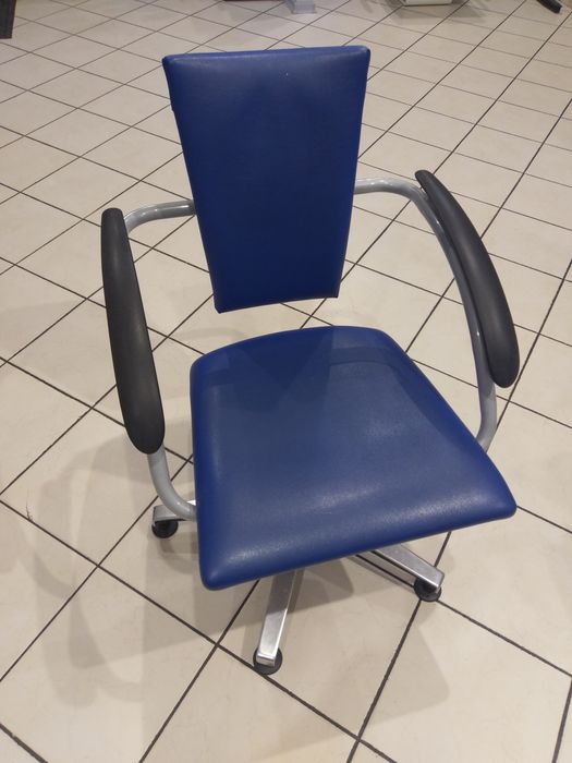 Fotel fryzjerski WELONDA (dwie sztuki)