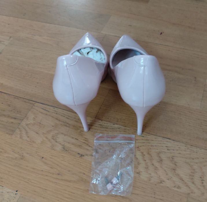 Buty damskie na obcasie