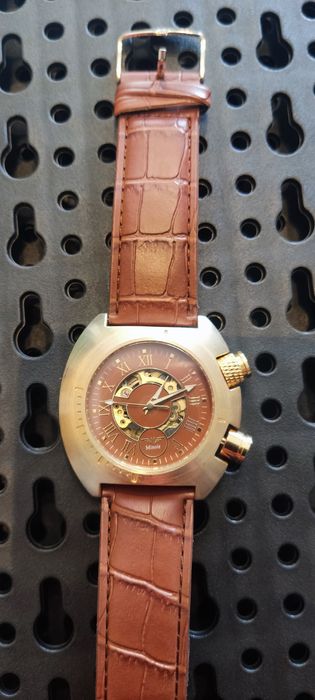 Minoir zegarek automat