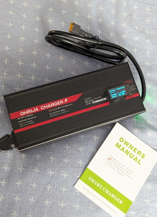 Зарядний пристрій OHRIJA HRH900N 58.8V 15A для Li-ion 14S (51.8V) 900w з екраном та старт/стоп кулерів