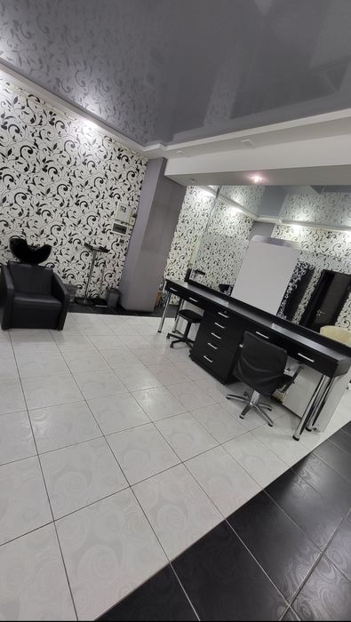 СДАМ АРЕНДА на БШ кабинет Кератин Наращивание волос