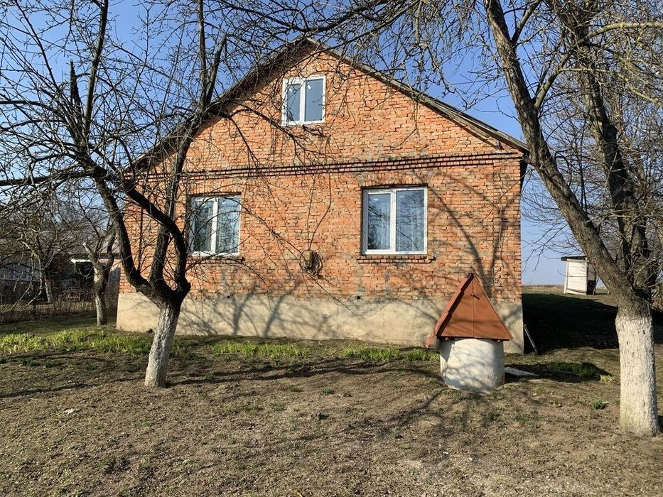 > Продається будинок у с. Новоставці