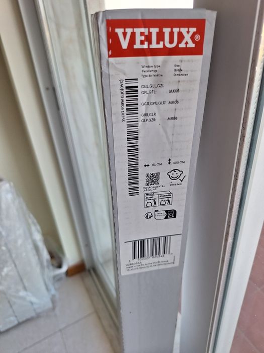Janela Velux nova