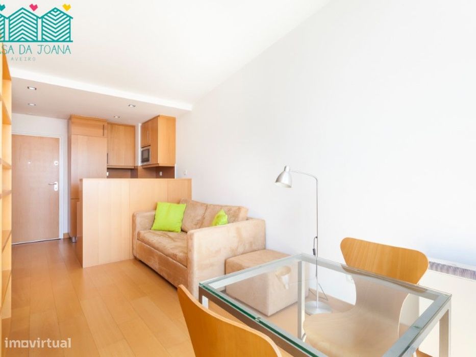 Apartamento T0 com Lugar de Garagem no Porto