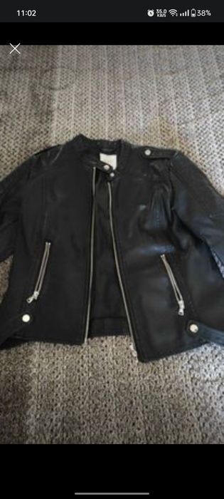 Casacos estilo motard em pele