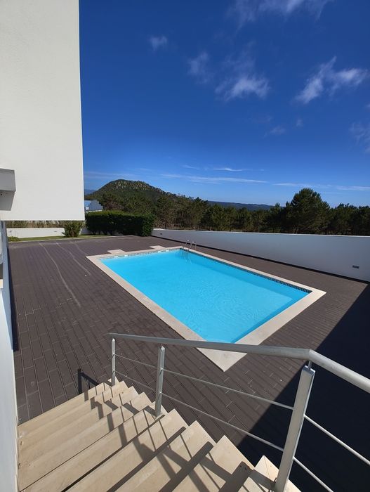 Apartamento T2 com piscina