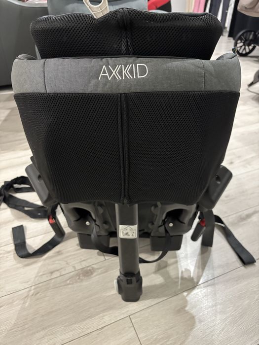 Fotelik samochodowy Axkid Minikid 0-25kg