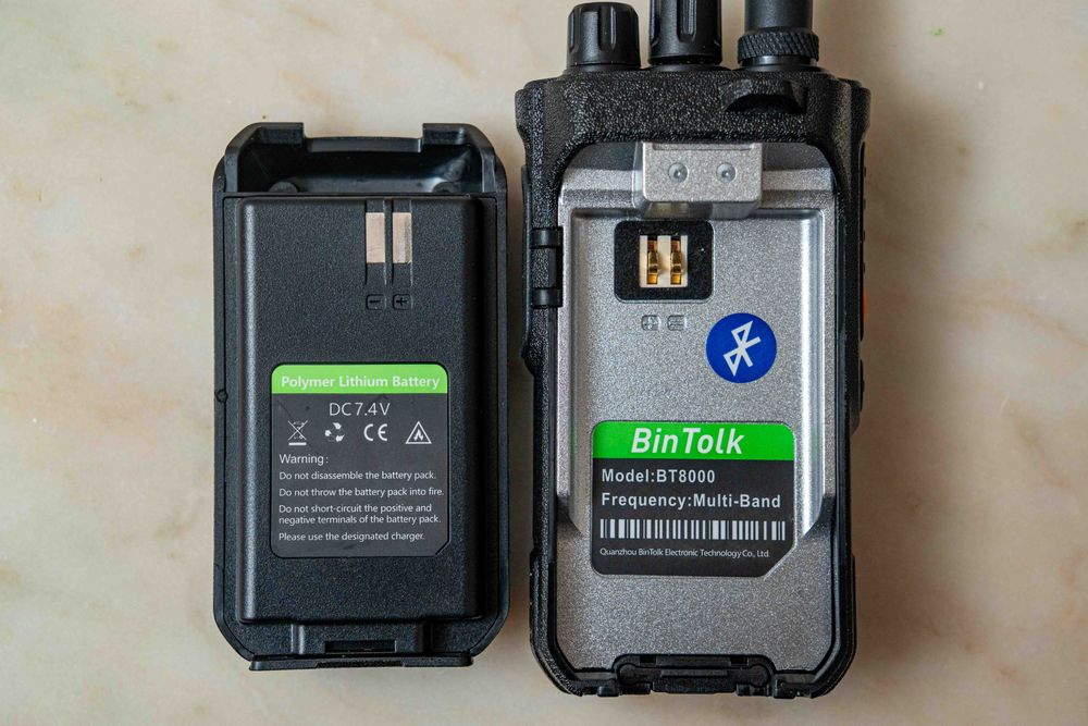 BinTolk BT8000 Walkie Talkie 10W Multifrequencias incluindo CB