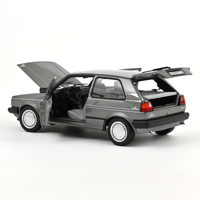 VW Golf II Chamoion Norev 1/18