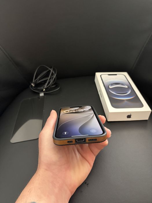 Iphone 16E de 128 gigas