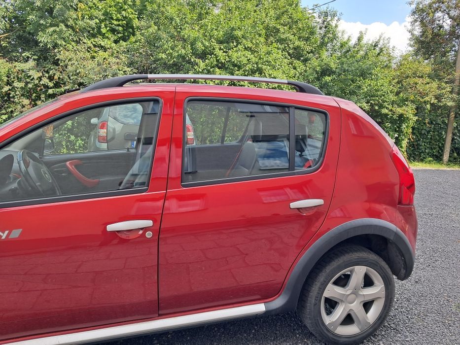 Sprzedam Dacia Sandero stepway 2012