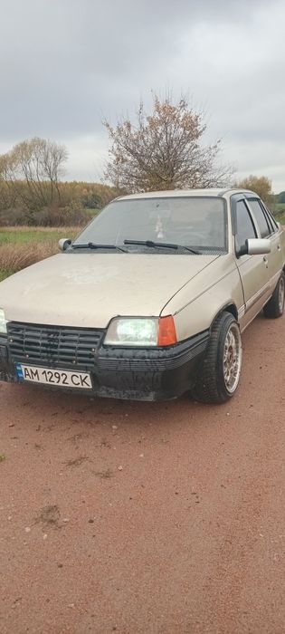 Опель кадет газ бензин